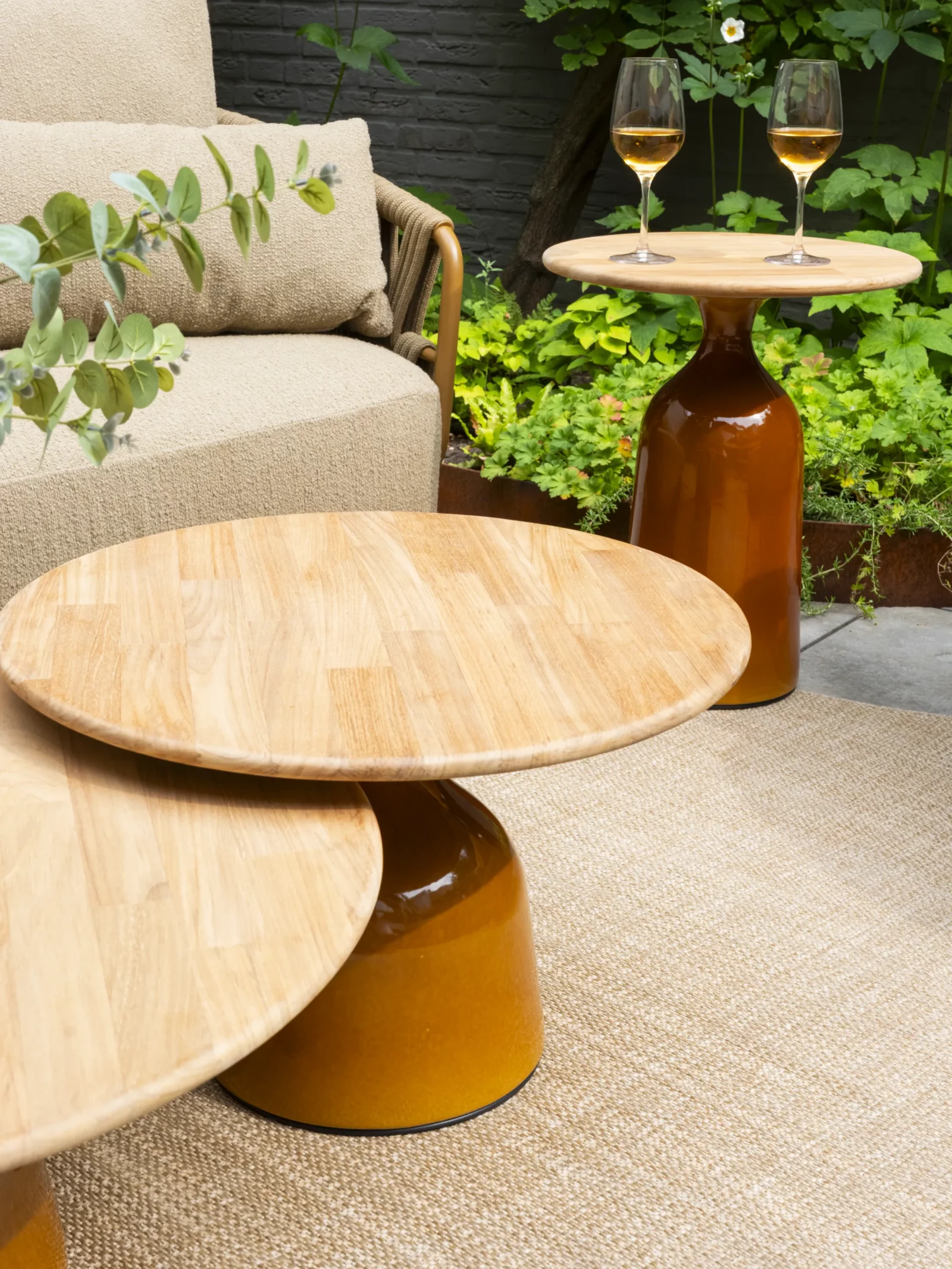 June's Table 4 Seasons | June | Salontafels - Verbeke Outdoor Furniture